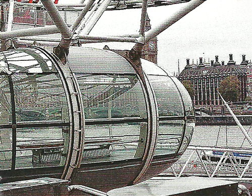 «Полет» над Лондоном на колесе обозрения проходит в стеклянной капере, так что дождь будет не страшен